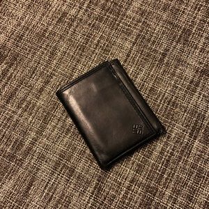 Columbia Trifold Wallet.